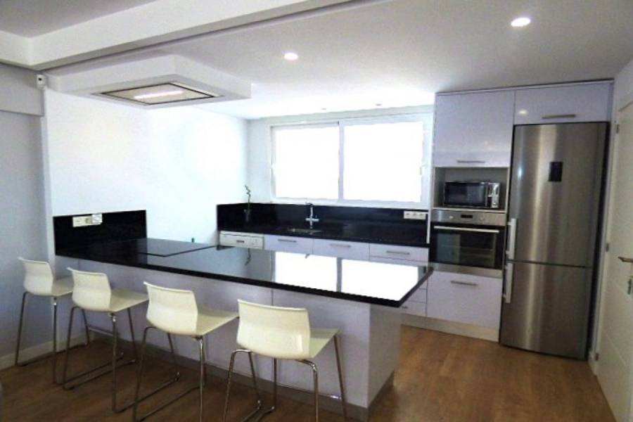 Alicante,Alicante,España,5 Bedrooms Bedrooms,2 BathroomsBathrooms,Bungalow,34507