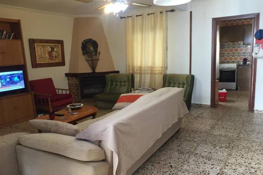 Polop,Alicante,España,6 Bedrooms Bedrooms,2 BathroomsBathrooms,Casas,34517