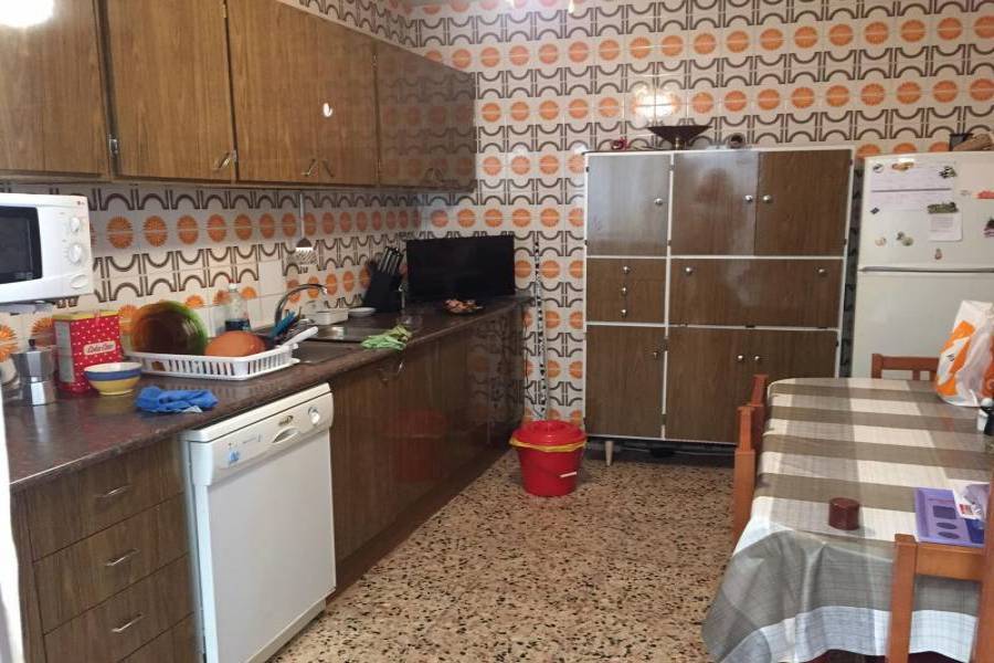 Polop,Alicante,España,6 Bedrooms Bedrooms,2 BathroomsBathrooms,Casas,34517