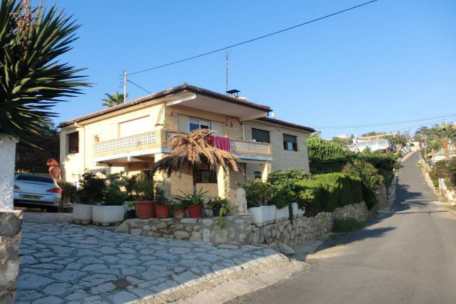 el Campello,Alicante,España,5 Bedrooms Bedrooms,2 BathroomsBathrooms,Chalets,34524