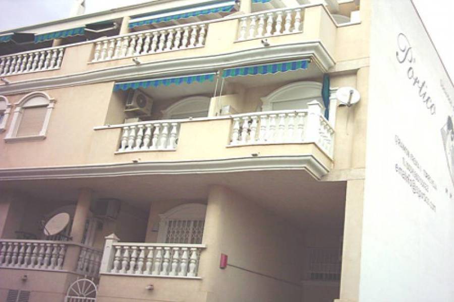 Torrevieja,Alicante,España,3 Bedrooms Bedrooms,1 BañoBathrooms,Apartamentos,34558