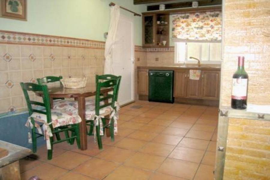 Elche,Alicante,España,5 Bedrooms Bedrooms,2 BathroomsBathrooms,Chalets,34577