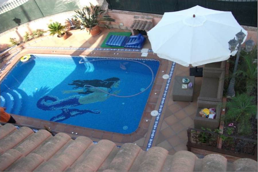 Elche,Alicante,España,5 Bedrooms Bedrooms,5 BathroomsBathrooms,Chalets,34578