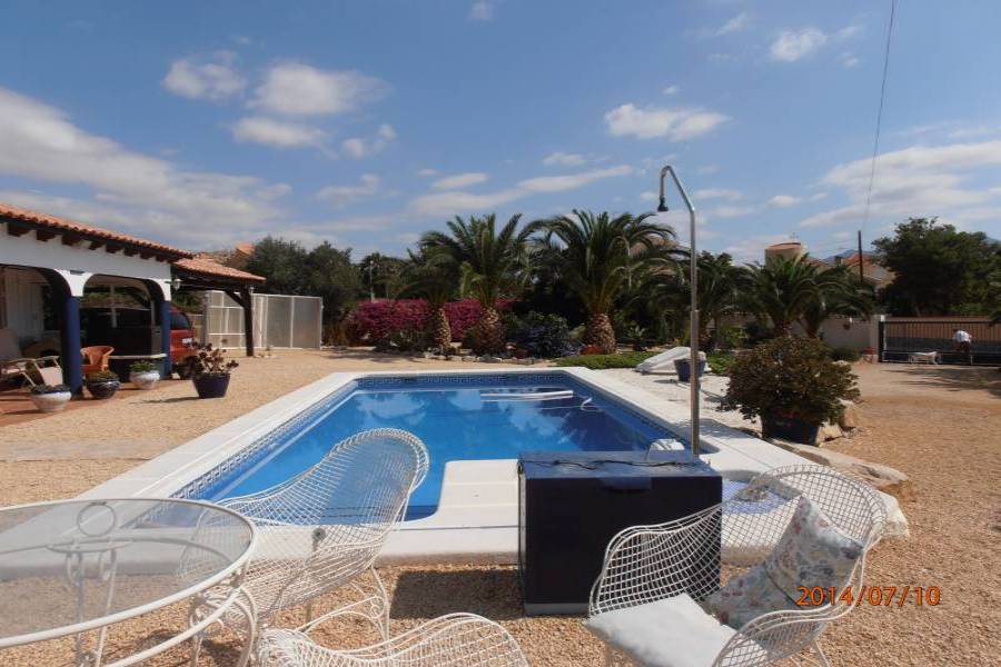 Mutxamel,Alicante,España,3 Bedrooms Bedrooms,2 BathroomsBathrooms,Chalets,34588