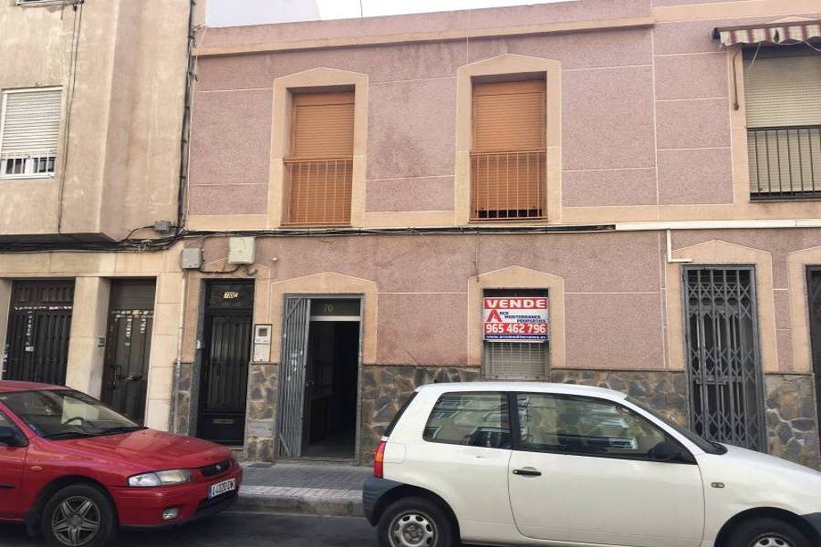 Elche,Alicante,España,3 Bedrooms Bedrooms,1 BañoBathrooms,Planta baja,34611