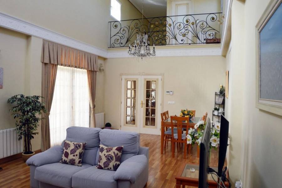 San Vicente del Raspeig,Alicante,España,4 Bedrooms Bedrooms,2 BathroomsBathrooms,Chalets,34639