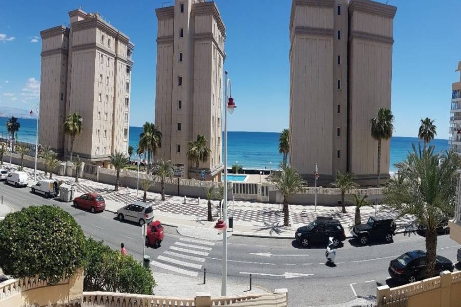 Arenales del sol,Alicante,España,3 Bedrooms Bedrooms,2 BathroomsBathrooms,Apartamentos,34719