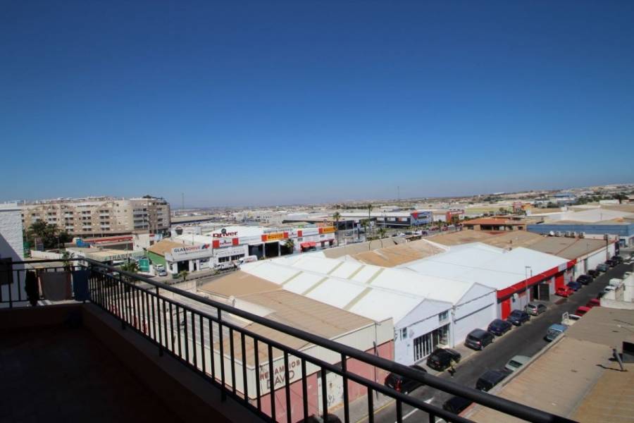 Torrevieja,Alicante,España,2 Bedrooms Bedrooms,1 BañoBathrooms,Atico,34741