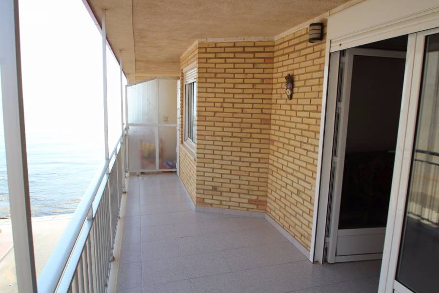 Torrevieja,Alicante,España,3 Bedrooms Bedrooms,1 BañoBathrooms,Apartamentos,34757