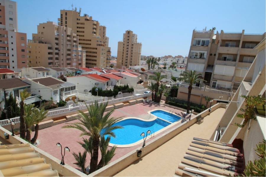 Torrevieja,Alicante,España,2 Bedrooms Bedrooms,2 BathroomsBathrooms,Atico duplex,34772