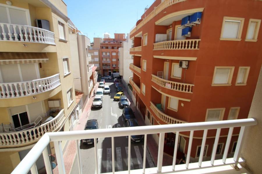 Torrevieja,Alicante,España,2 Bedrooms Bedrooms,1 BañoBathrooms,Apartamentos,34775