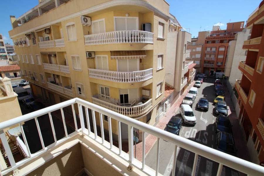 Torrevieja,Alicante,España,2 Bedrooms Bedrooms,1 BañoBathrooms,Apartamentos,34775