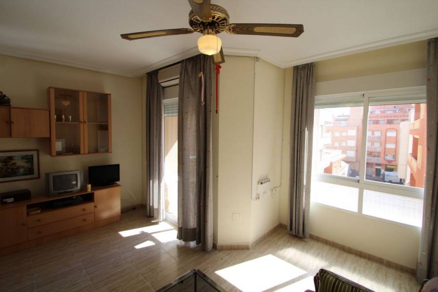 Torrevieja,Alicante,España,2 Bedrooms Bedrooms,1 BañoBathrooms,Apartamentos,34775
