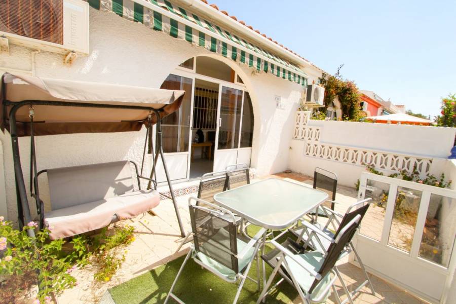 Torrevieja,Alicante,España,2 Bedrooms Bedrooms,1 BañoBathrooms,Bungalow,34781