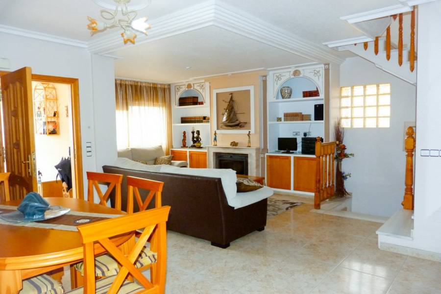 Orihuela Costa,Alicante,España,5 Bedrooms Bedrooms,3 BathroomsBathrooms,Chalets,34789