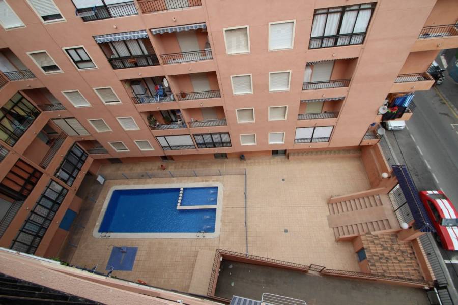 Torrevieja,Alicante,España,1 Dormitorio Bedrooms,1 BañoBathrooms,Atico,34792