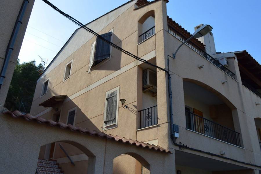 Orihuela,Alicante,España,3 Bedrooms Bedrooms,2 BathroomsBathrooms,Adosada,34816