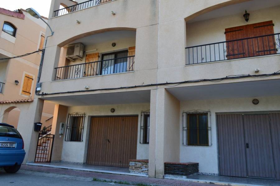 Orihuela,Alicante,España,3 Bedrooms Bedrooms,2 BathroomsBathrooms,Adosada,34816