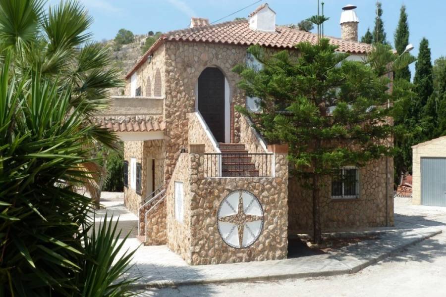 Alicante,Alicante,España,4 Bedrooms Bedrooms,2 BathroomsBathrooms,Chalets,34841