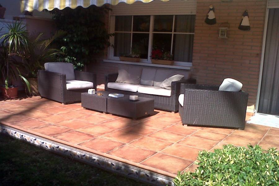 Alicante,Alicante,España,5 Bedrooms Bedrooms,3 BathroomsBathrooms,Adosada,34843