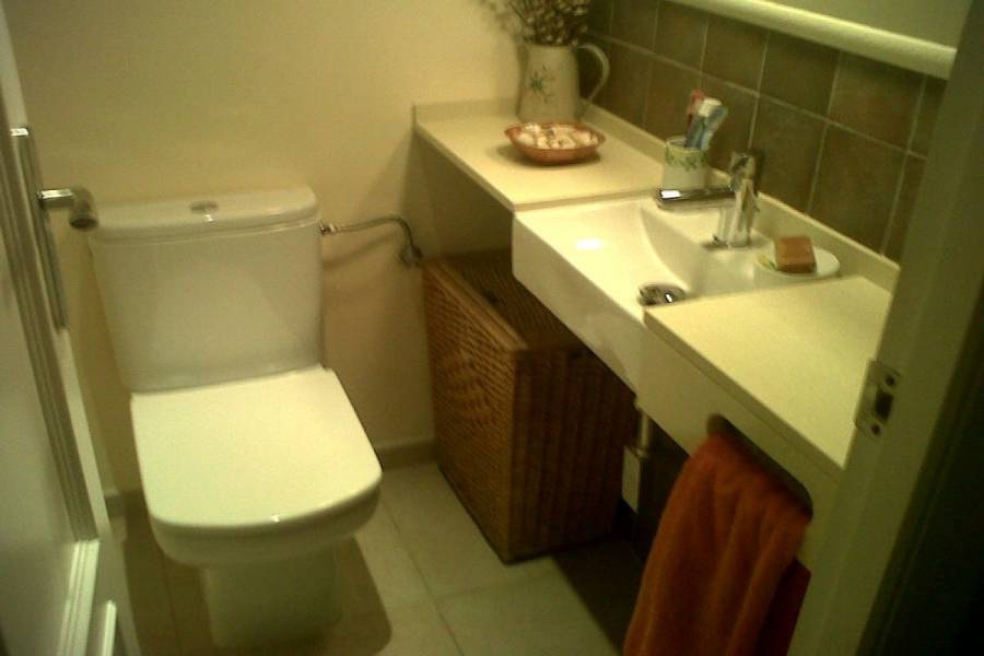 Alicante,Alicante,España,5 Bedrooms Bedrooms,3 BathroomsBathrooms,Adosada,34843