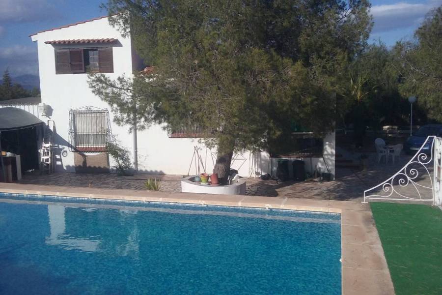San Vicente del Raspeig,Alicante,España,4 Bedrooms Bedrooms,3 BathroomsBathrooms,Chalets,34868
