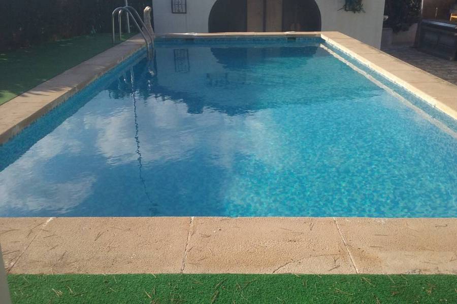 San Vicente del Raspeig,Alicante,España,4 Bedrooms Bedrooms,3 BathroomsBathrooms,Chalets,34868