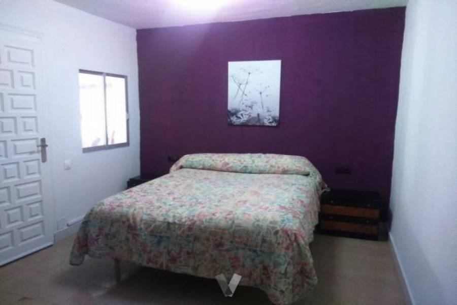Alicante,Alicante,España,2 Bedrooms Bedrooms,1 BañoBathrooms,Planta baja,34876
