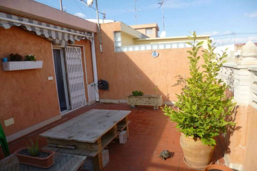 Alicante,Alicante,España,3 Bedrooms Bedrooms,1 BañoBathrooms,Atico,34883