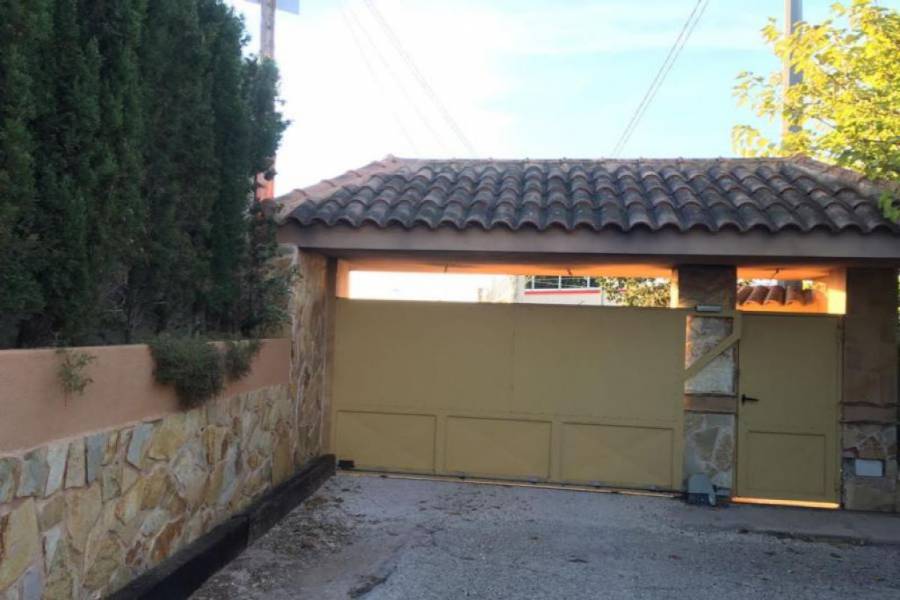 San Vicente del Raspeig,Alicante,España,4 Bedrooms Bedrooms,2 BathroomsBathrooms,Casas,34900