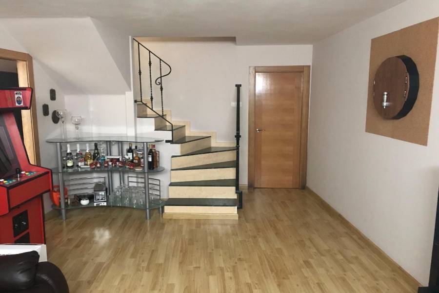 San Juan,Alicante,España,3 Bedrooms Bedrooms,2 BathroomsBathrooms,Dúplex,34905