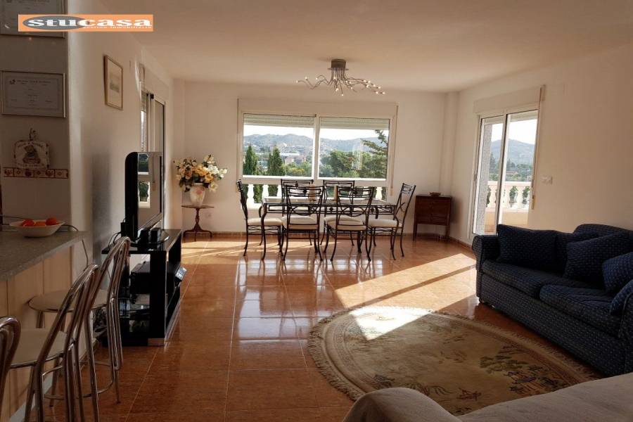 Busot,Alicante,España,4 Bedrooms Bedrooms,3 BathroomsBathrooms,Chalets,34913