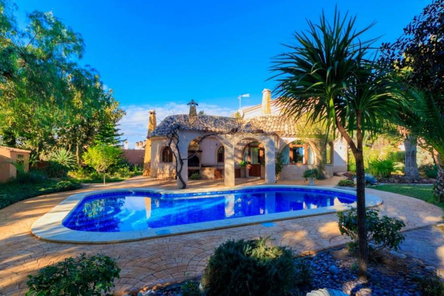 Orihuela Costa,Alicante,España,4 Bedrooms Bedrooms,3 BathroomsBathrooms,Casas,34975