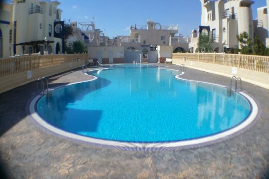 Torrevieja,Alicante,España,2 Bedrooms Bedrooms,1 BañoBathrooms,Adosada,34979