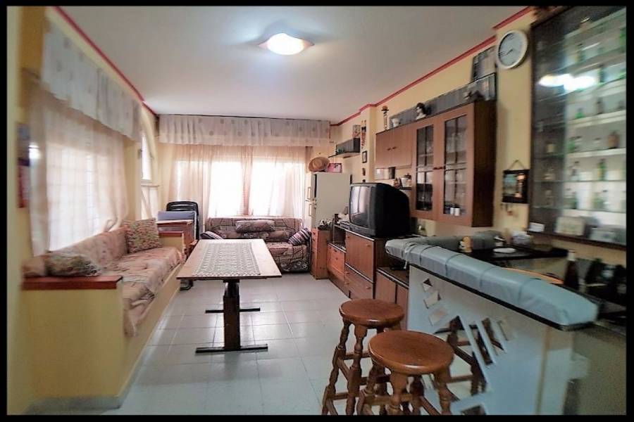 Torrevieja,Alicante,España,2 Bedrooms Bedrooms,1 BañoBathrooms,Adosada,34979