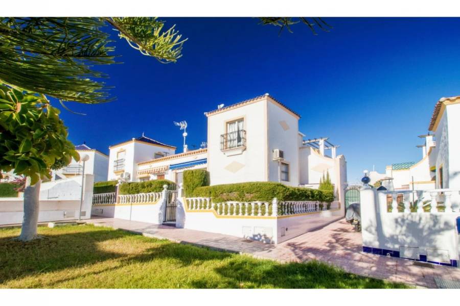 Torrevieja,Alicante,España,2 Bedrooms Bedrooms,1 BañoBathrooms,Bungalow,35001