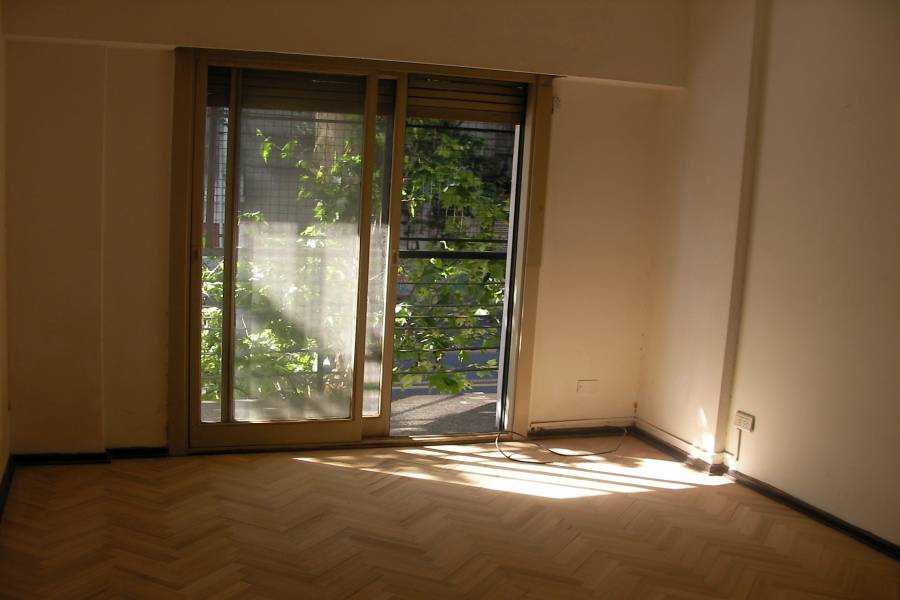 La Paternal,Capital Federal,3 Habitaciones Habitaciones,2 BañosBaños,Departamentos,Juan B Justo y Espinosa,1,1321