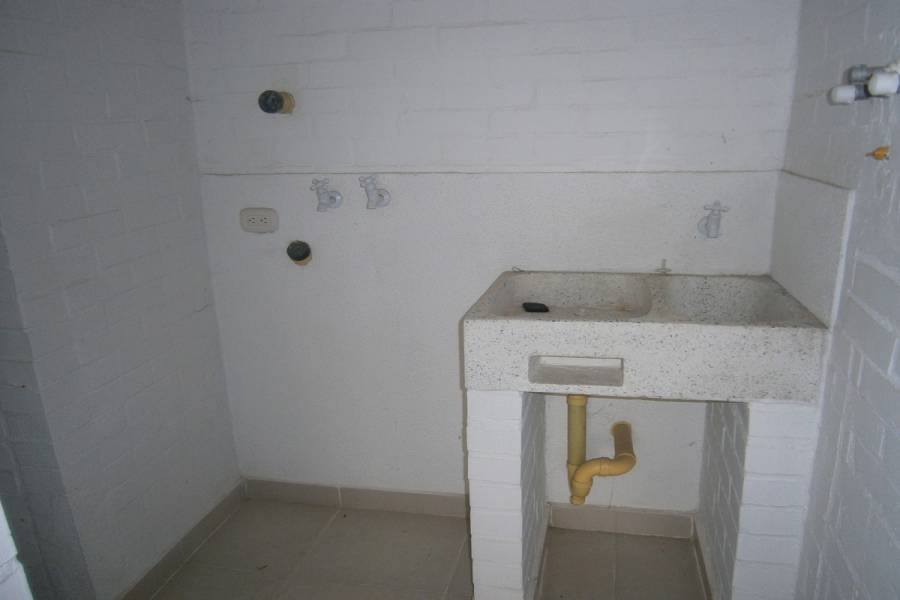 Cali,Valle del Cauca,Colombia,3 Bedrooms Bedrooms,3 BathroomsBathrooms,Casas,CR Cedros del Castillo,1,4137