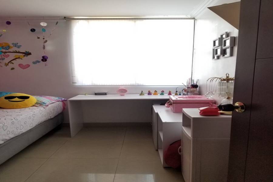 Cali,Valle del Cauca,Colombia,3 Bedrooms Bedrooms,1 BañoBathrooms,Apartamentos,1,4138