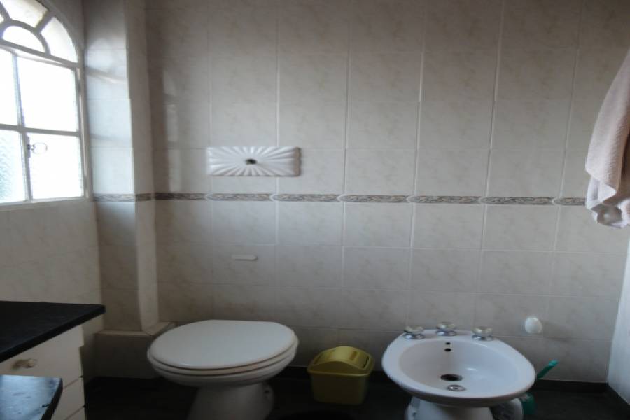 Parque Avellaneda,Capital Federal,3 BañosBaños,Casas,DOLORES,1010
