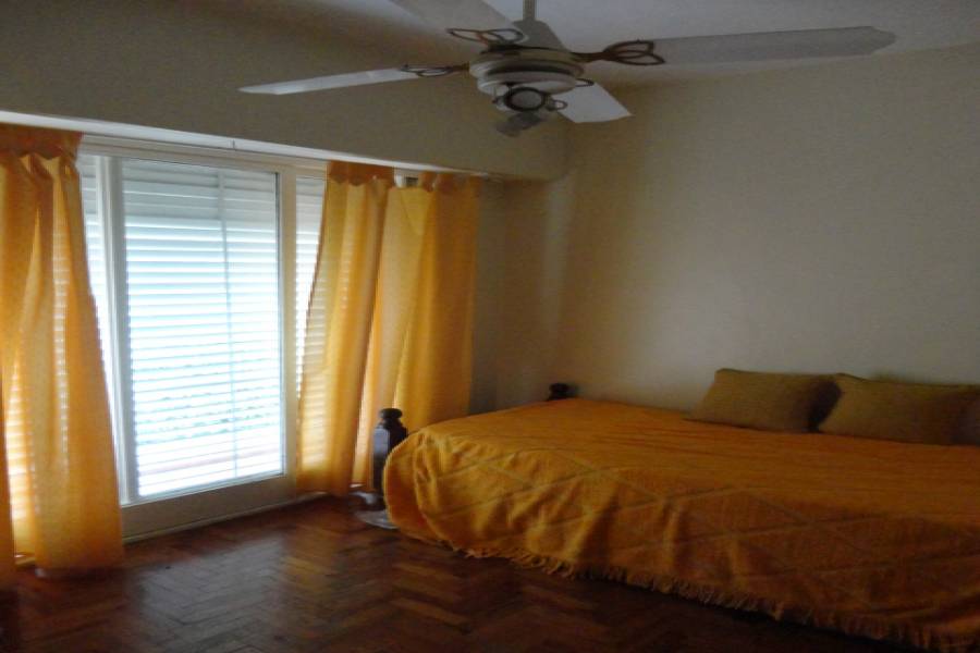 Parque Avellaneda,Capital Federal,3 BañosBaños,Casas,DOLORES,1010