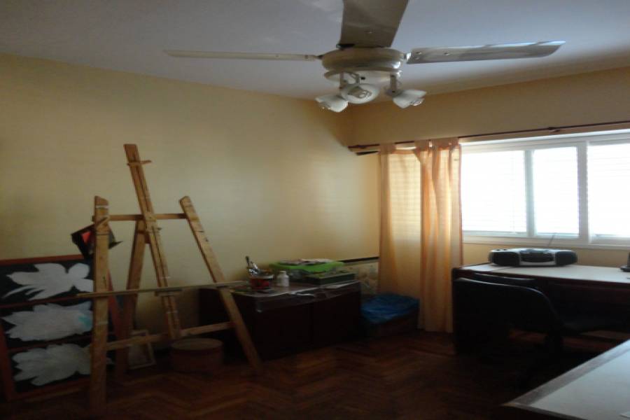 Parque Avellaneda,Capital Federal,3 BañosBaños,Casas,DOLORES,1010