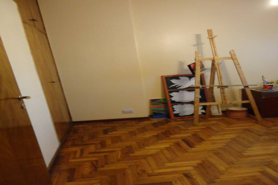 Parque Avellaneda,Capital Federal,3 BañosBaños,Casas,DOLORES,1010