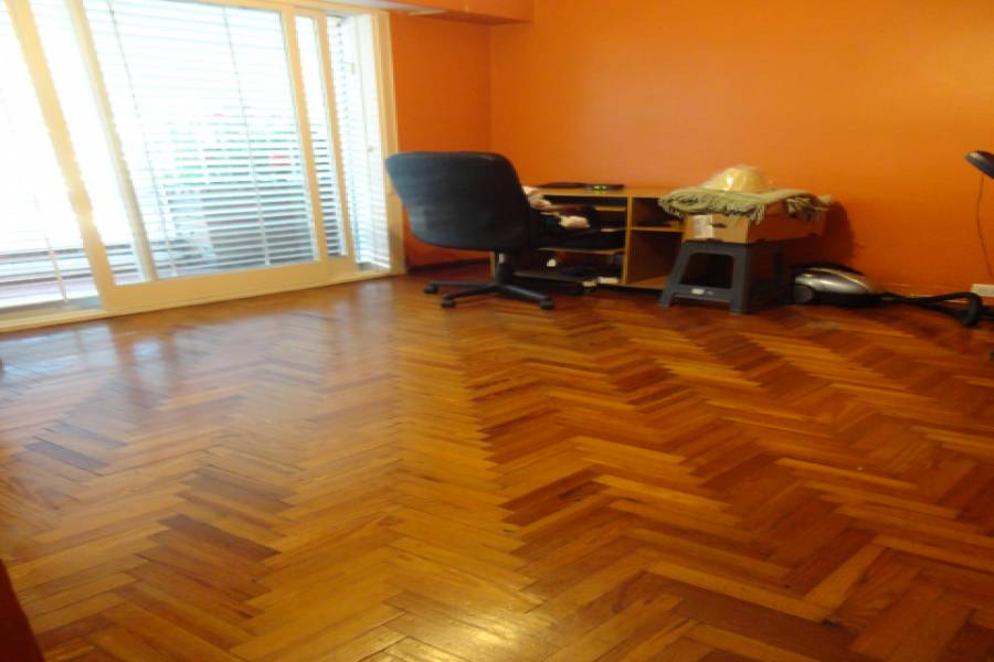 Parque Avellaneda,Capital Federal,3 BañosBaños,Casas,DOLORES,1010