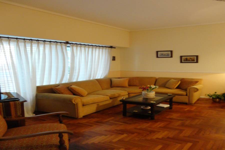Parque Avellaneda,Capital Federal,3 BañosBaños,Casas,DOLORES,1010