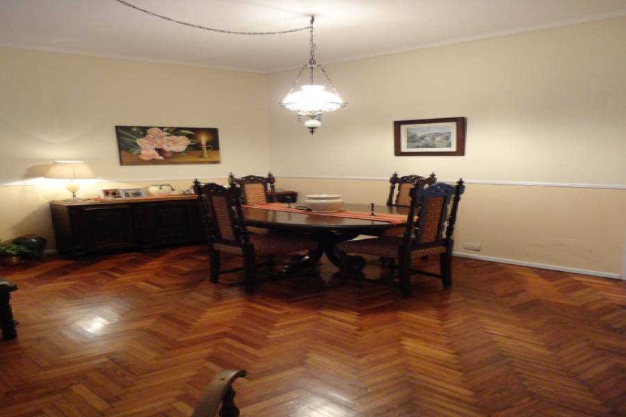 Parque Avellaneda,Capital Federal,3 BañosBaños,Casas,DOLORES,1010