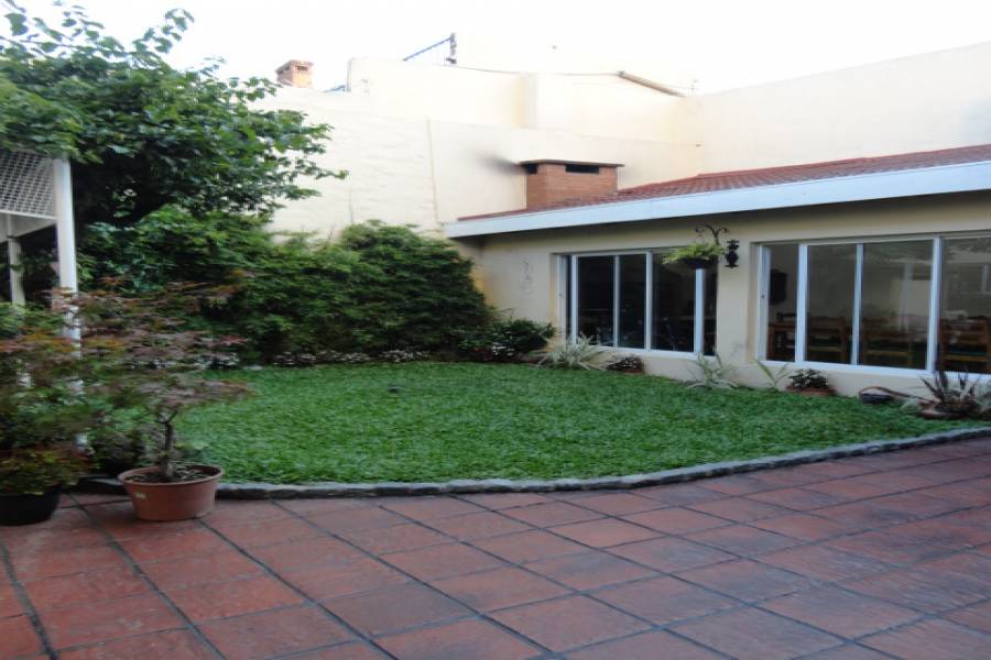 Parque Avellaneda,Capital Federal,3 BañosBaños,Casas,DOLORES,1010