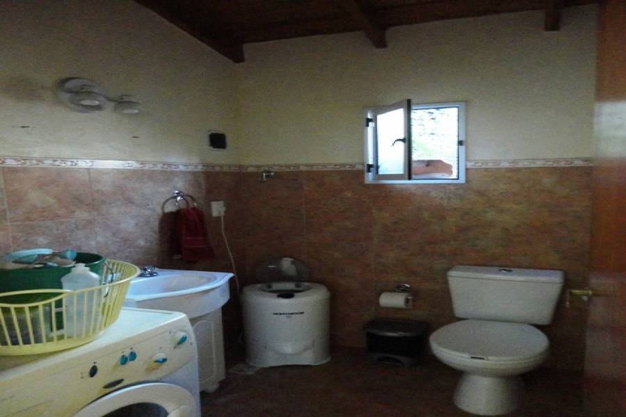 Parque Avellaneda,Capital Federal,3 BañosBaños,Casas,DOLORES,1010