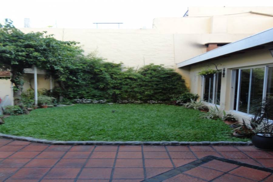 Parque Avellaneda,Capital Federal,3 BañosBaños,Casas,DOLORES,1010