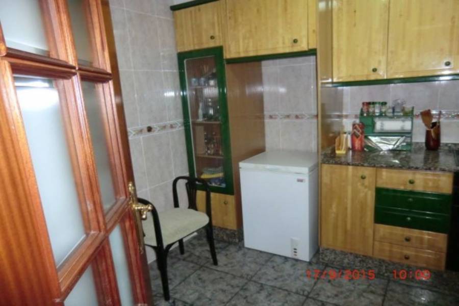 Paterna,Valencia,España,3 Bedrooms Bedrooms,1 BañoBathrooms,Casas,4158